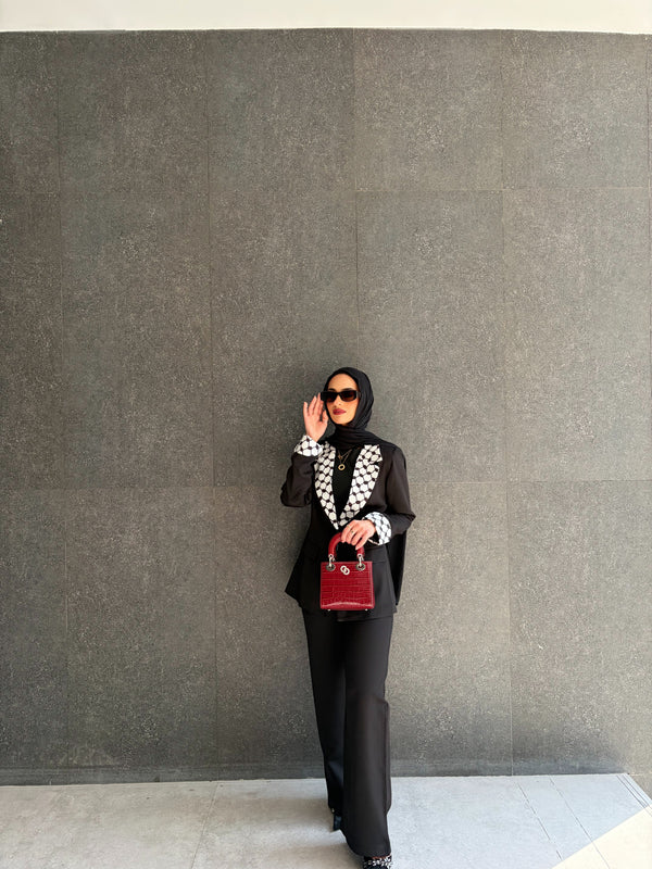 ‏keffiyeh suit